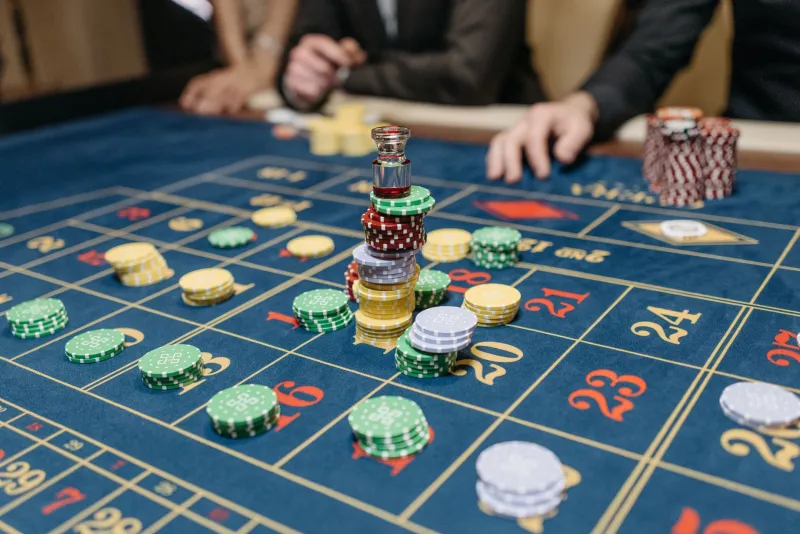 Parlay Math Doesn't Lie: The Truth About Multi-Leg Bets and When Sharp Bettors Actually Use Them